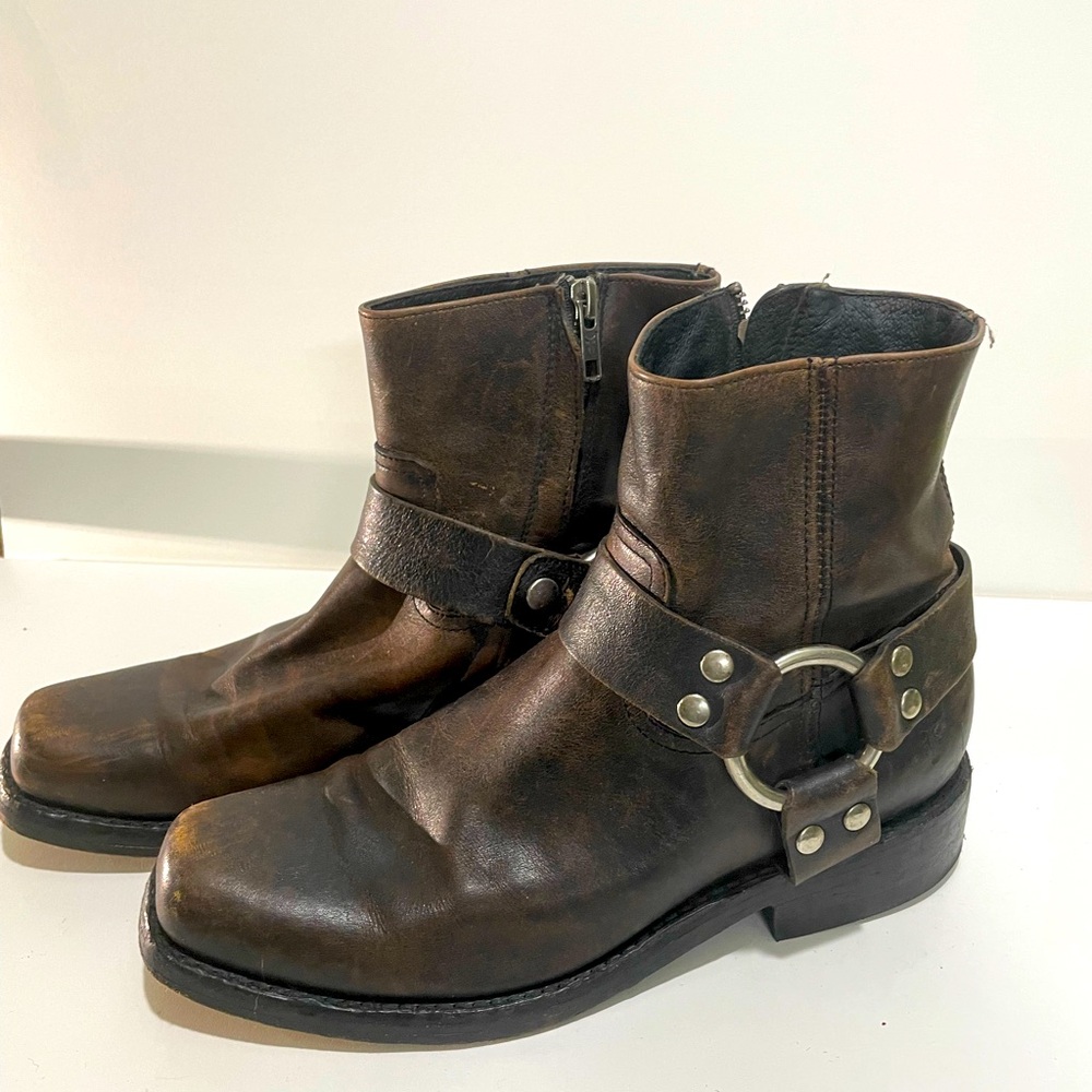 Frye Harness Leather Booties 7B